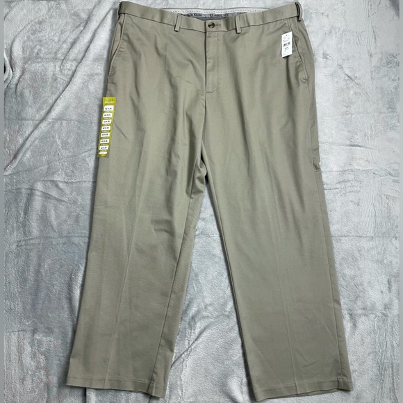 Haggar Other - Haggar Pants 42x29 Mens NWT Iron Free Premium Khaki Classic Fit